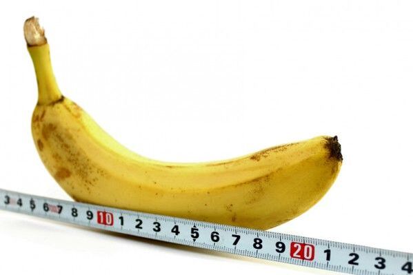 μέτρηση πέους στο παράδειγμα μιας μπανάνας