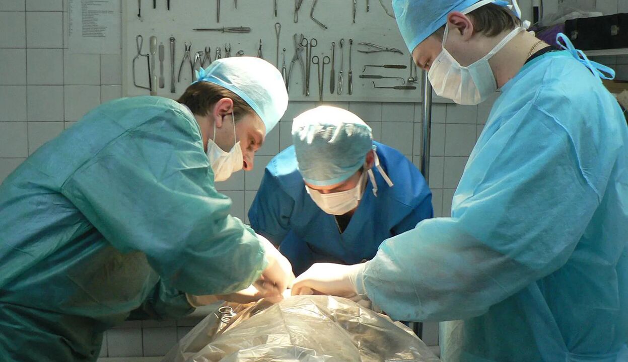 Η χειρουργική επέμβαση είναι ένας ακριβός τρόπος μεγέθυνσης του πέους