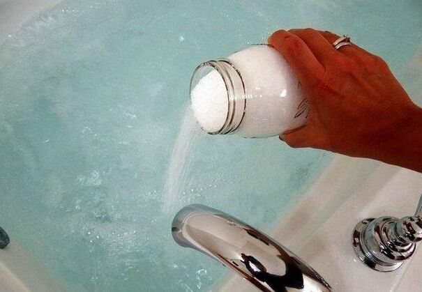 μπάνιο με μαγειρική σόδα για μεγέθυνση πέους